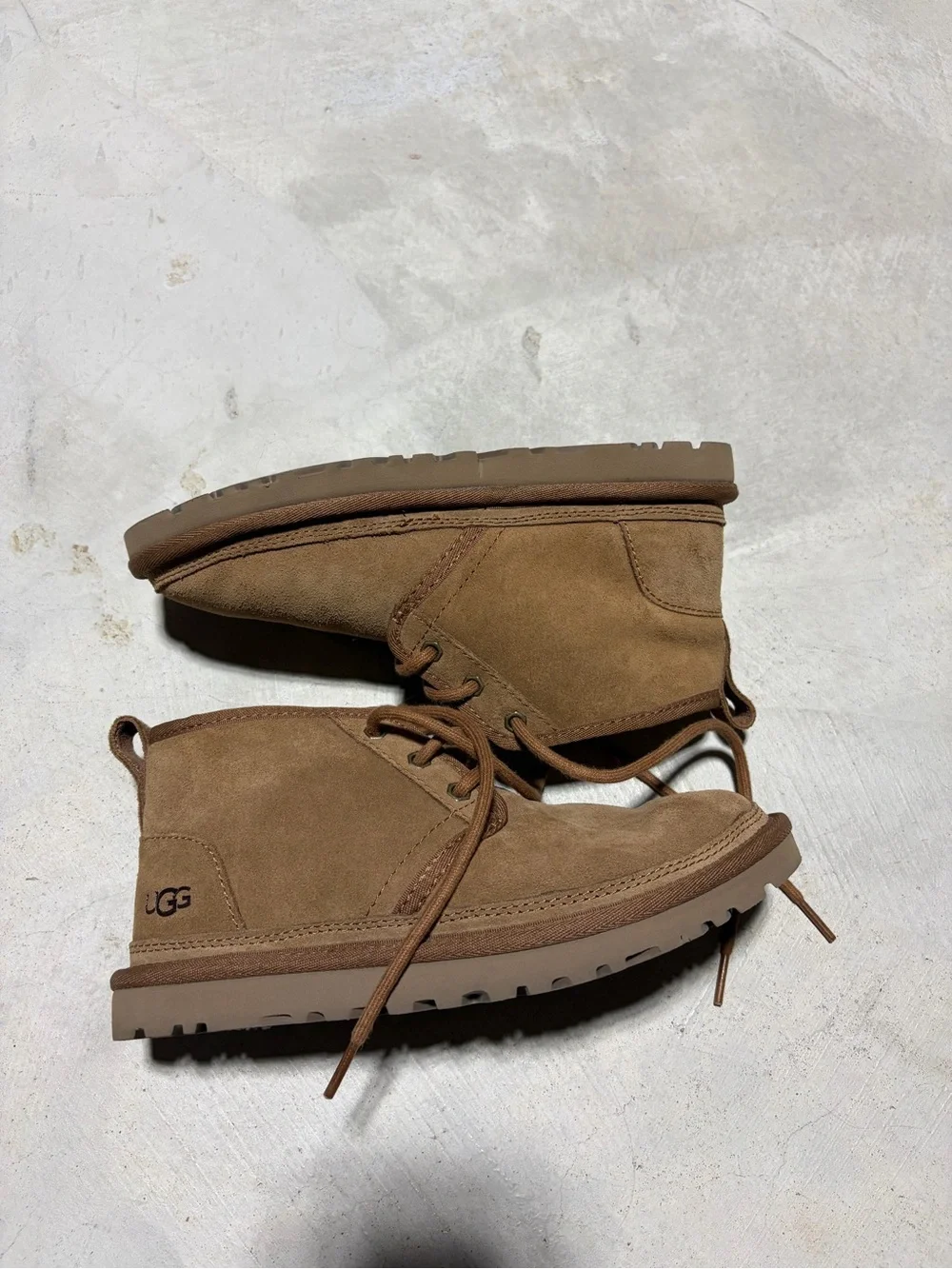 UGG neumel Boots Chestnut 6 fur lined